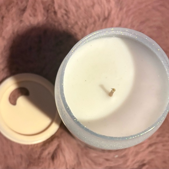 Blue Raspberry Scented Candle - Picture 11 of 13